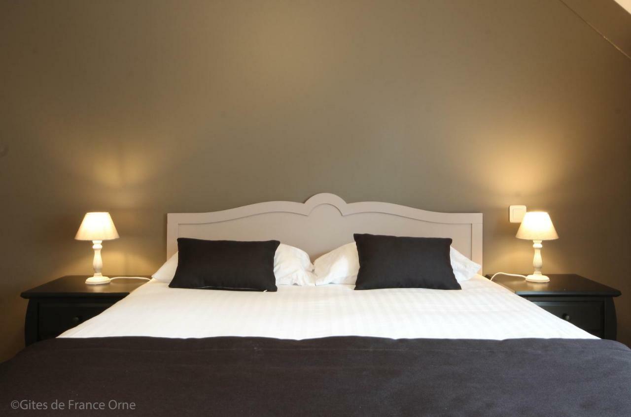 Bed and Breakfast La Corbonniere Geneslay Exterior foto